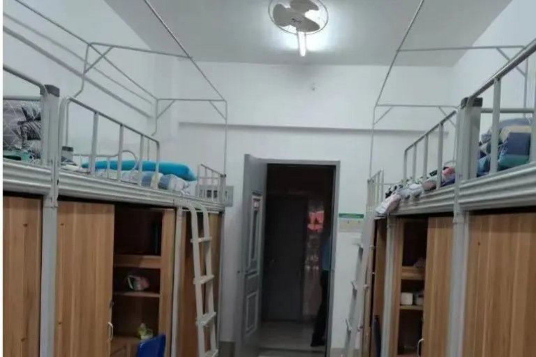 ��������r������У����h(hu��n)���P�c��