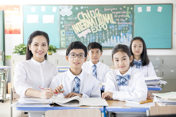 Ȫ�ݳ��ЌW(xu��)��(x��)�����ϸ���߀���Ќ�?