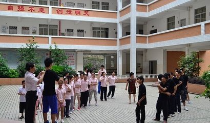 �������@���W(xu��)У
