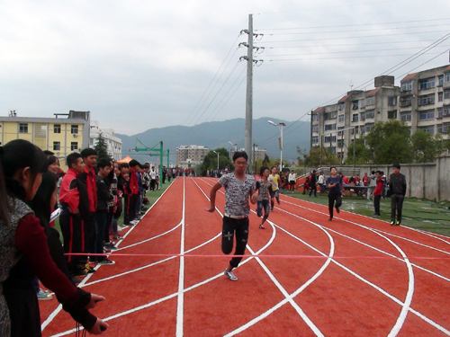 �\(y��n)��(d��ng)��(hu��)