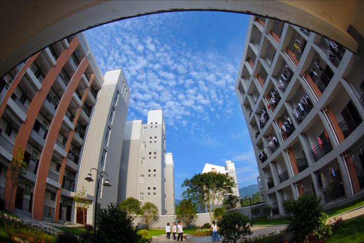 �����I(y��)�Ќ��W(xu��)У