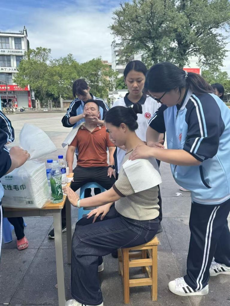 �����н�������I(y��)�Ќ��W(xu��)У2026�������ƌ��I(y��)��B��һ��