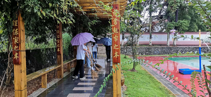 ��ƽ�������������Q(m��o)�W(xu��)У�_չ���坍һƽ�����Є�һ���ꖹ�־Ը���