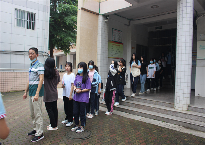 <a href=http://www.tzshuifang.com/school-425/ target=_blank class=infotextkey>��Ϫ�A�S�I(y��)�Ќ��W(xu��)У</a>����e��2022�긣��ʡ���W(xu��)���W(xu��)�I(y��)ˮƽ��ԇ