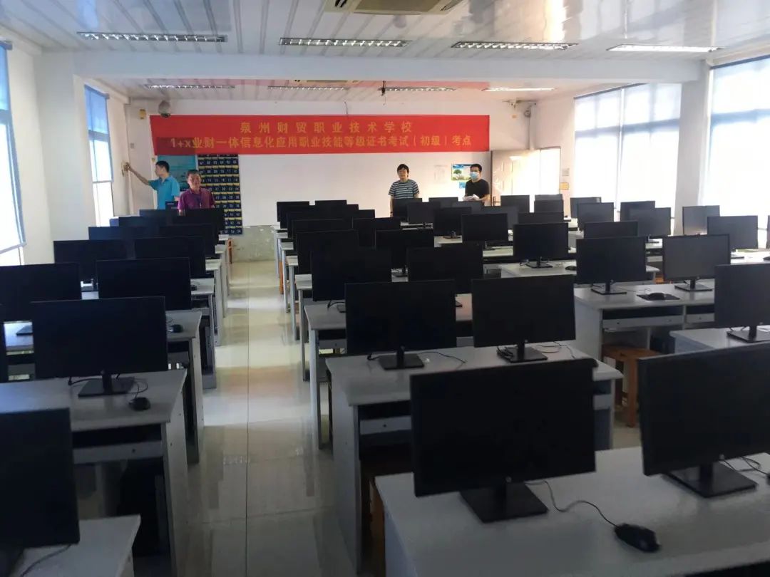 ��(ji��n)�ְ�ȫ�l(f��)չ���� ����ƽ��У�@����--<a href=http://www.tzshuifang.com/school-376/ target=_blank class=infotextkey>Ȫ��ؔ(c��i)�Q(m��o)�I(y��)���g(sh��)�W(xu��)У</a>������ĩ��ȫ��z��