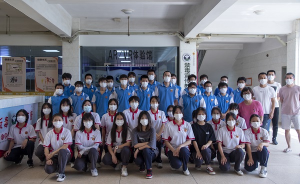 <a href=http://www.tzshuifang.com/school-393/ target=_blank class=infotextkey>�x�������I(y��)�Ќ��W(xu��)У</a>�_չ�h(yu��n)�x��Ʒ���A(y��)�����Ȼ��