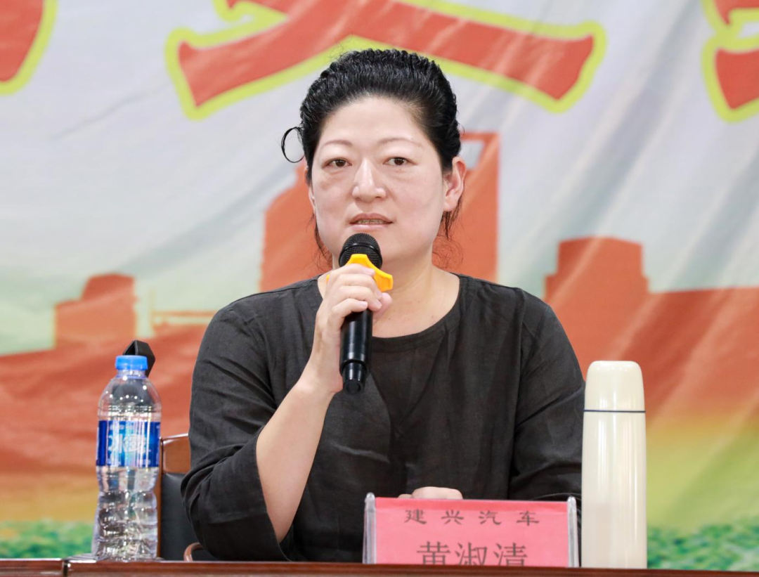 <a href=http://www.tzshuifang.com/school-417/ target=_blank class=infotextkey>�ϰ��й��I(y��)�W(xu��)У</a>�e��20���W(xu��)����(sh��)��(x��)��(d��ng)�T���߼�У��Ҋ���