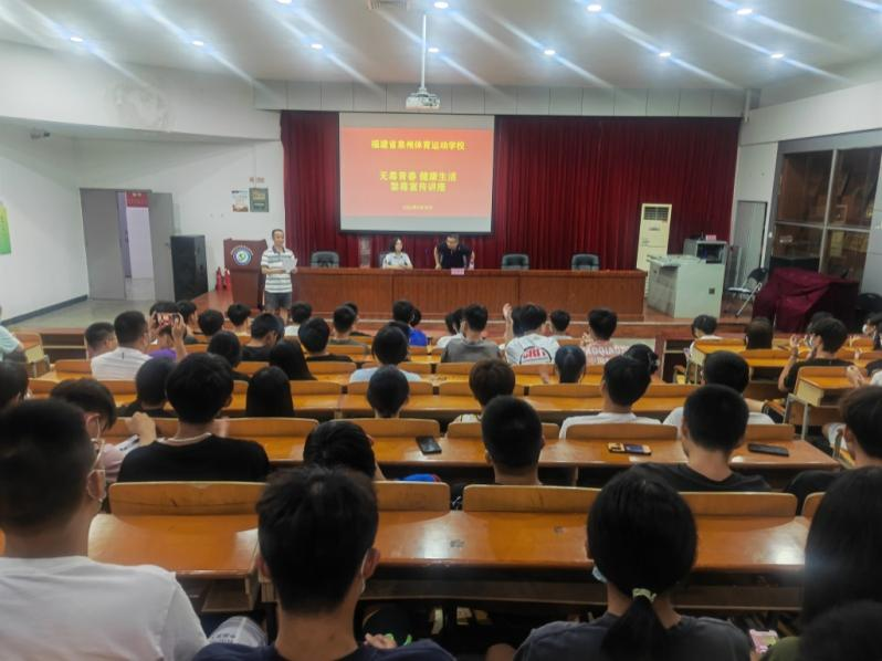 <a href=http://www.tzshuifang.com/school-371/ target=_blank class=infotextkey>Ȫ���w���\�ӌW(xu��)У</a>�_չ�������������ϵ�л��