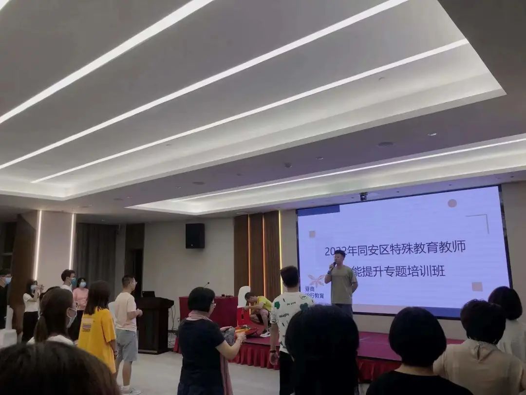 �����������Ҋ���á���<a href=http://www.tzshuifang.com/school-3221/ target=_blank class=infotextkey>�B�T��ͬ���^(q��)��������W(xu��)У</a>�̎������������ޣ�һ��