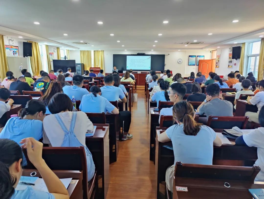 ���ľ��� ӭ��(sh��)�𺽡���<a href=http://www.tzshuifang.com/school-19/ target=_blank class=infotextkey>�B�T�谲�I(y��)���g(sh��)�W(xu��)У</a>���_(k��i)2021-2022�W(xu��)����ĩȫ�w�������(hu��)���]Уʽ
