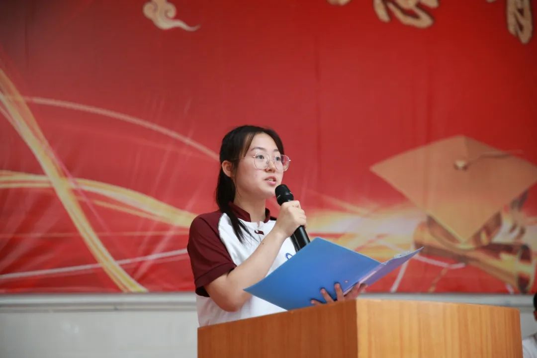 ��ʮ�˶�־ �ഺ�f�q��<a href=http://www.tzshuifang.com/school-573/ target=_blank class=infotextkey>�B�T�м����I(y��)���g(sh��)�W(xu��)У</a>2022�î��I(y��)��Y�߳��˃xʽ�A�M��Ļ