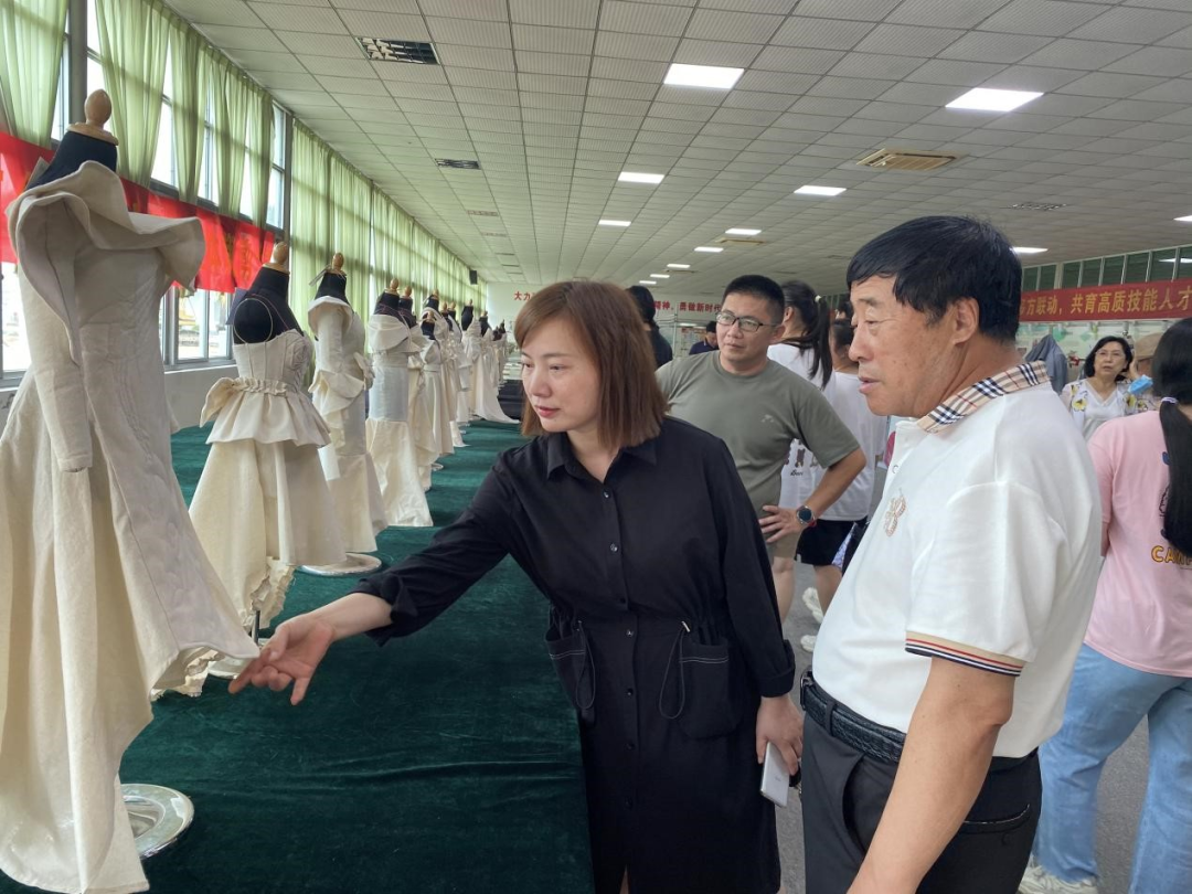 <a href=http://www.tzshuifang.com/school-2992/ target=_blank class=infotextkey>Ȫ�ݷ��b�WУ</a>�����ڶ��á�Ȫ���������w�ü���ِ