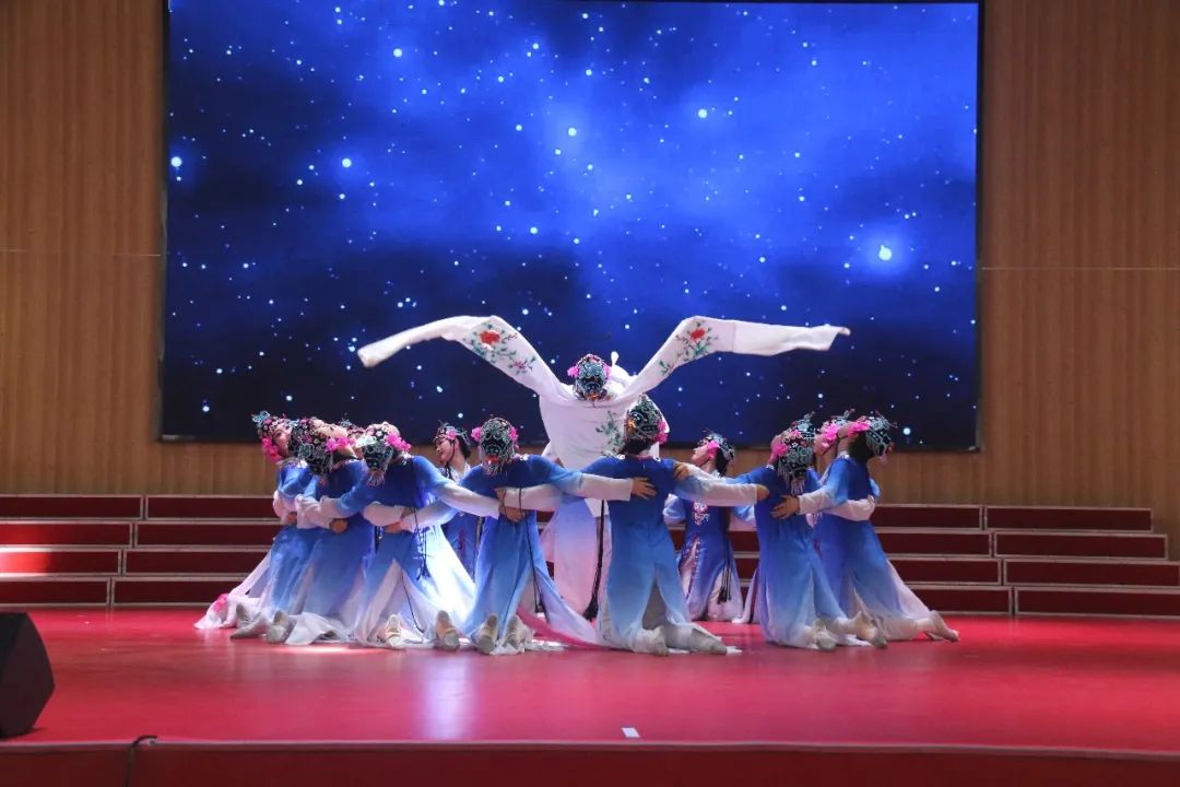 ��Ϫ�h�I(y��)�ЌW(xu��)/�����ܳɲ����ഺ�����������Ϫ���_չ���}�F�ջ��
