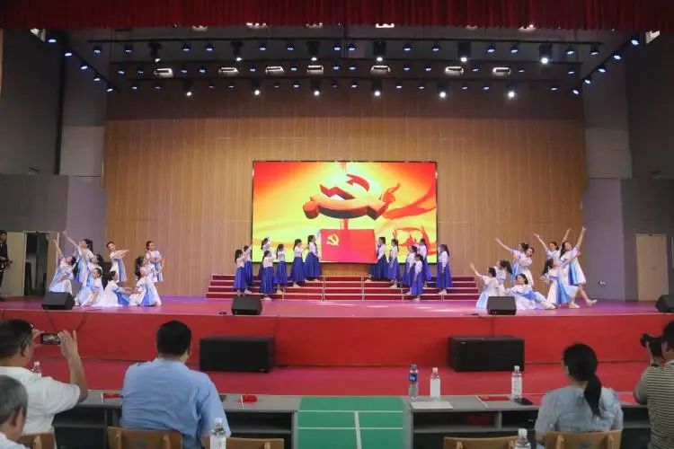 ��Ϫ�h�I(y��)�ЌW(xu��)/�����ܳɲ����ഺ�����������Ϫ���_չ���}�F�ջ��