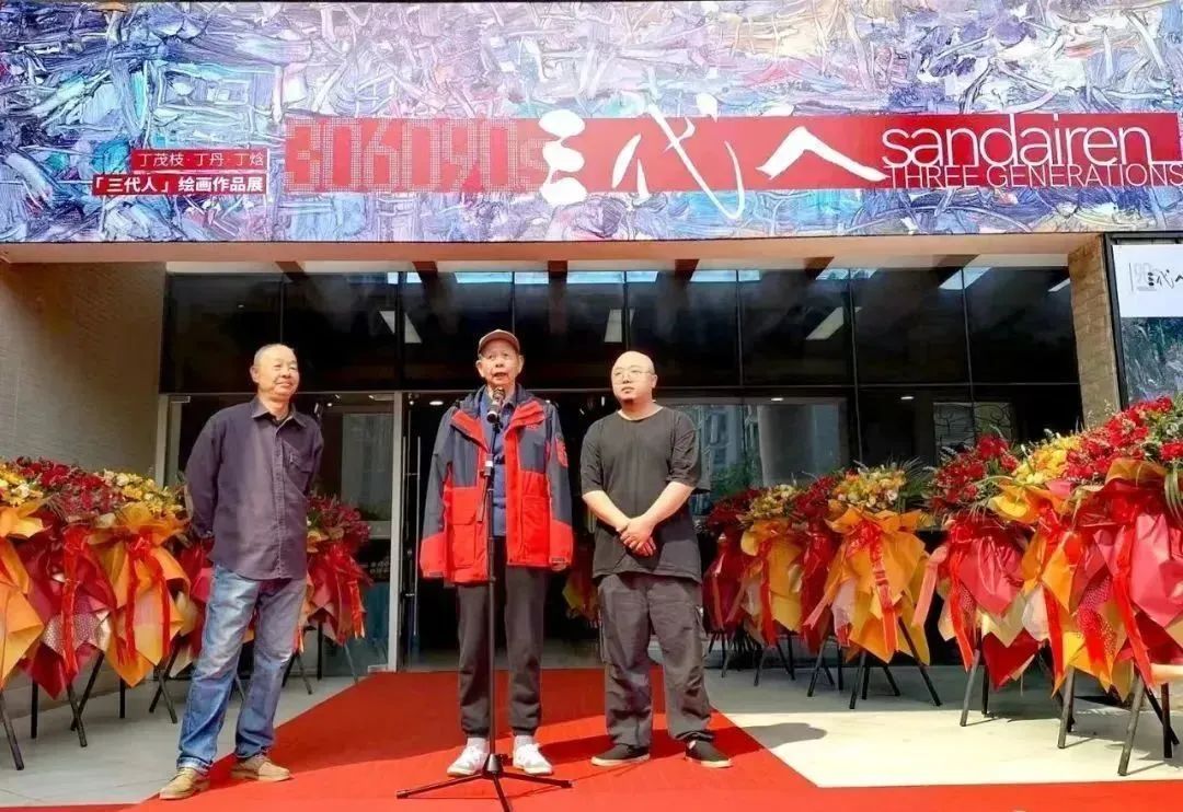 寧德職業(yè)中專學校:行跡·心跡 | 藝術勞動研學志——寧德職專美術專業(yè)學生參加《“三代人”美術作品展》觀展研學活動