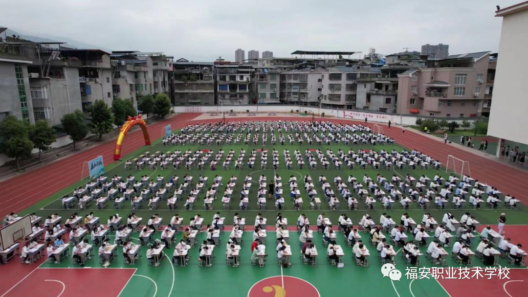 �����I(y��)���g(sh��)�W(xu��)У��ī��У�@����P���� ���������I(y��)���g(sh��)�W(xu��)У������С�W(xu��)�����f��Ӳ�P�����F(xi��n)�����ƴ