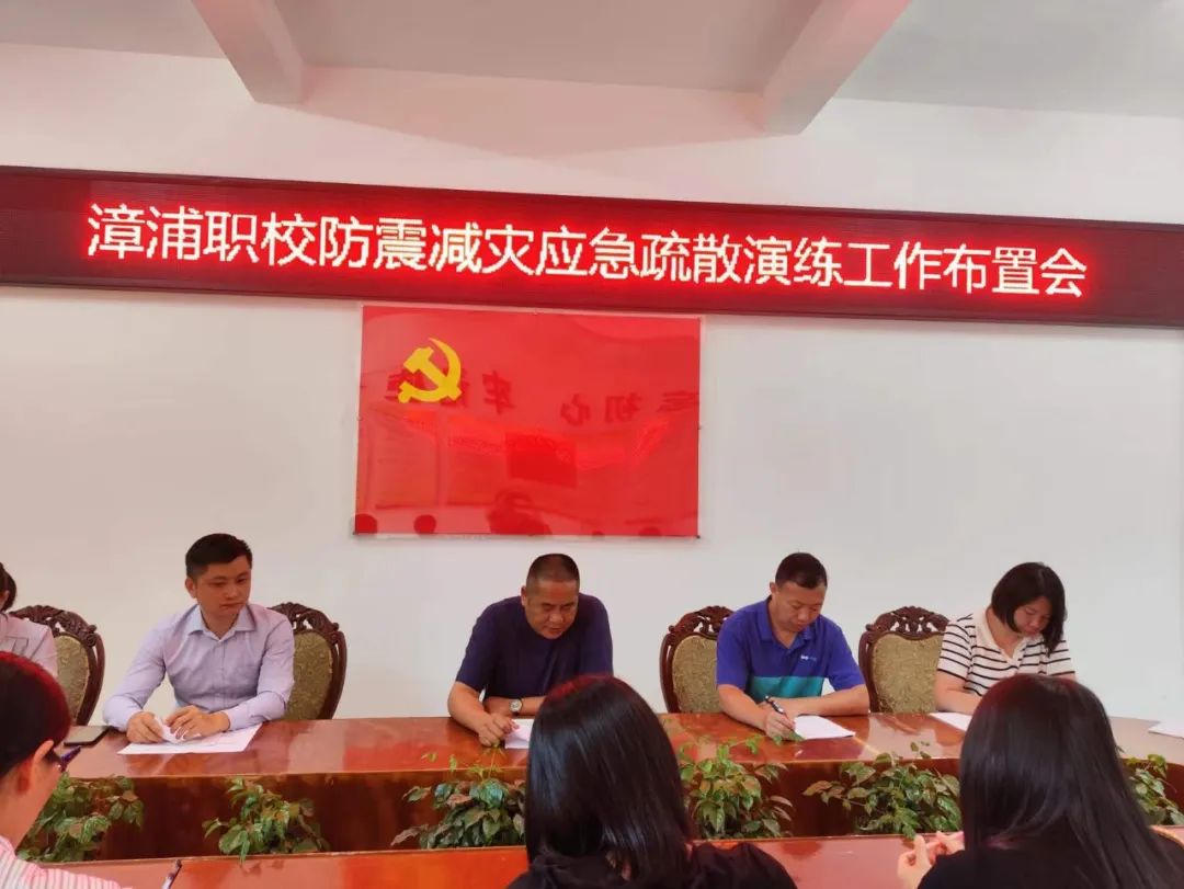�����I(y��)���g(sh��)�W(xu��)У���R���𡱲��y������(z��i)δȻ���������I(y��)���g(sh��)�W(xu��)У�_չ����p��(z��i)��(y��ng)����ɢ�ݾ�