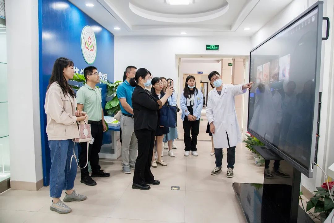 ���r�l(w��i)���W(xu��)У��<a href=http://www.tzshuifang.com/school-425/ target=_blank class=infotextkey>��Ϫ�A�S�I(y��)�Ќ��W(xu��)У</a>һ�Ё�(l��i)У����