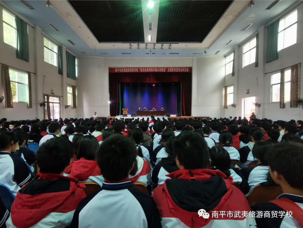 ��ƽ�������������Q(m��o)�W(xu��)У���y�ַ��p���_ ����ƽ��У�@������У�_չ��������žW(w��ng)�j(lu��)�p�_�����������}��������ϵ�л��(d��ng)