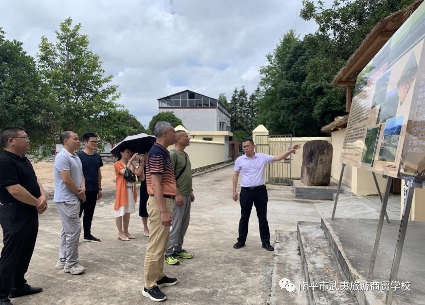 ��ƽ�������������Q(m��o)�W(xu��)У���R�Ĺ���ϣ���� �������������d������ƽ�������������Q(m��o)�W(xu��)У�h��֧����ɿh�����l(xi��ng)������h֧��(li��n)���_չ���}�h�ջ��