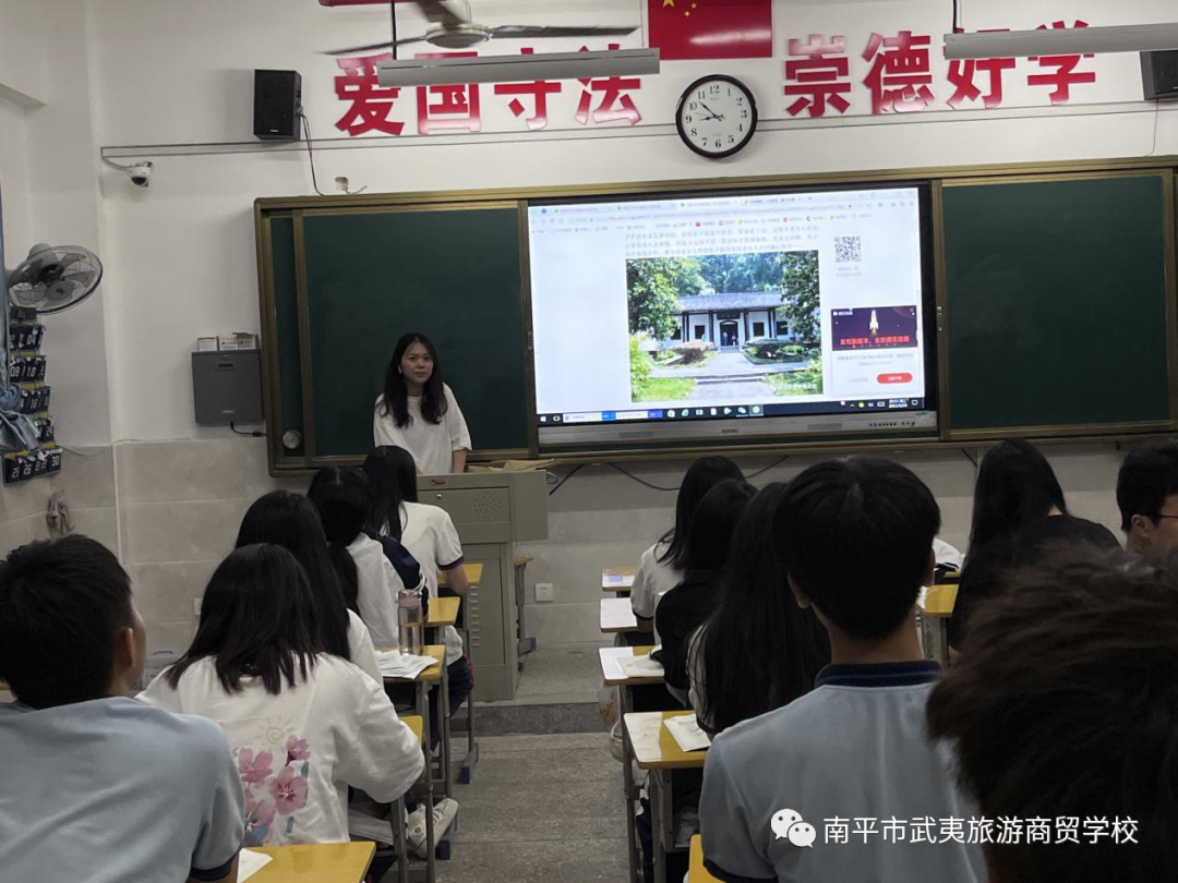 ��ƽ�������������Q(m��o)�WУ������(j��ng)����������P�����Ļ�������У�_չ�W�������ӹ��¡����}����