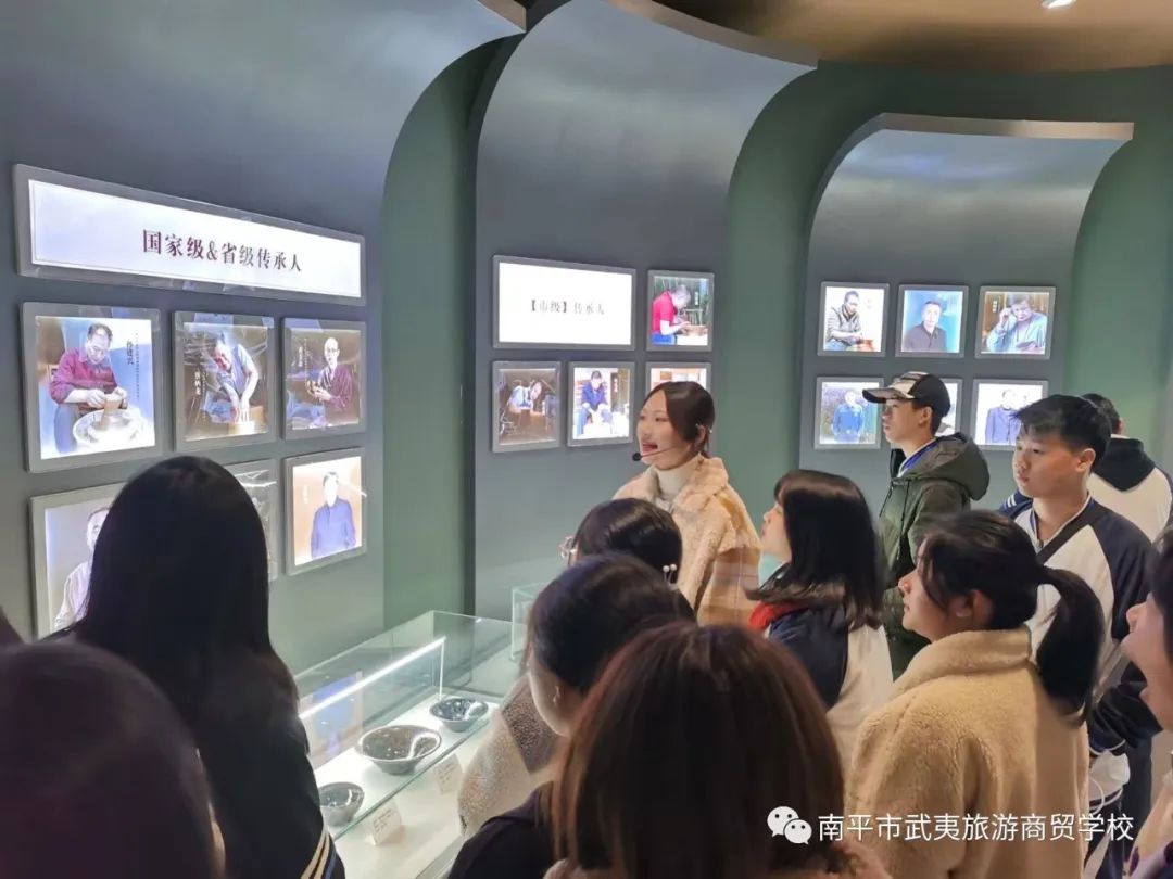 ��ƽ�������������Q(m��o)�W(xu��)У��������� ϲ�@�S�ա�����У��2022��ȫ��(gu��)��(d��o)���I(y��)�Y��ԇ��ȡ�Ã�(y��u)���ɿ�(j��)