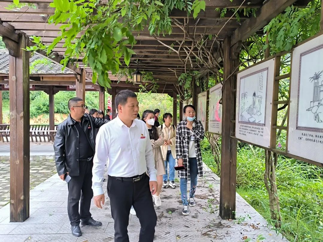 ��ƽ�I(y��)�Ќ��W(xu��)У������(y��u) ���� ��Ч ���W(xu��)˼�`���h�Ķ�ʮ���������к�P��(y��u)����y(t��ng)�Ļ�