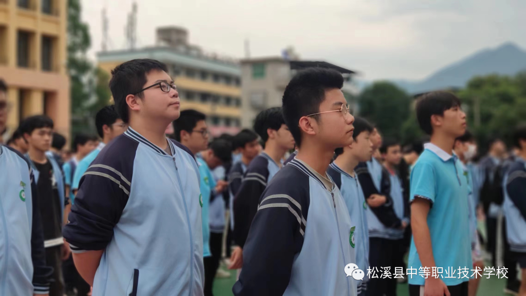 	 ��Ϫ�h�е��I(y��)�W(xu��)У������(zh��ng)��(y��u) ��(zh��ng)�� ��(zh��ng)Ч�����ν������� ����(chu��ng)��������������Ϫ�h�е��I(y��)���g(sh��)�W(xu��)У�e�С����������ҡ����ƃxʽ