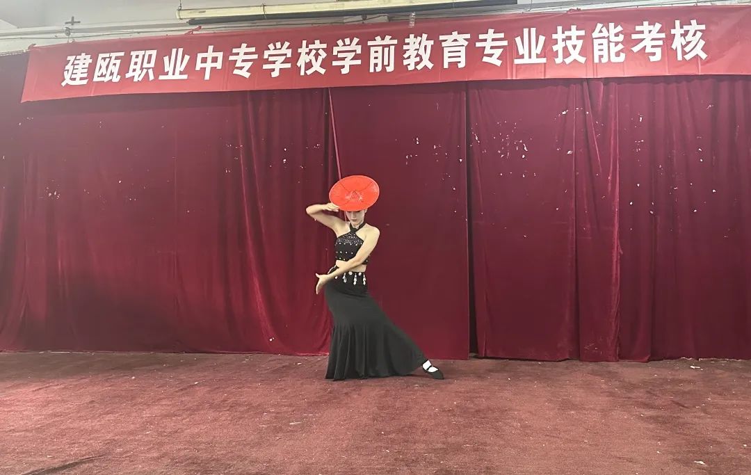 ���T�I(y��)�Ќ��W(xu��)У���ټ�������������������