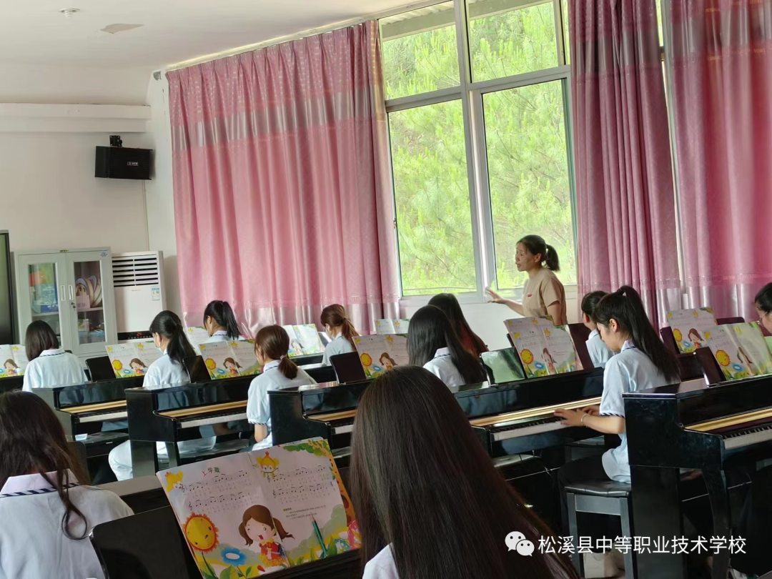 ��Ϫ�h�е��I(y��)�W(xu��)У��������(y��u) ��Ч ���ȡ��������M(j��n)���x ��ӑ���M(j��n)���L������У�̎���������У�_չ�I(y��)�����̌W(xu��)������ӑ���