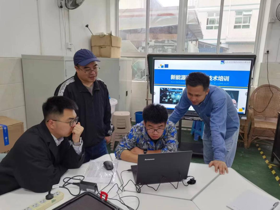 ��ƽ���}���߼�(j��)�����W(xu��)У����(sh��)��(x��)�ƽM���_(k��i)չ����Դ��܇��(sh��)Ӗ(x��n)�O(sh��)��ʹ����Ӗ(x��n)