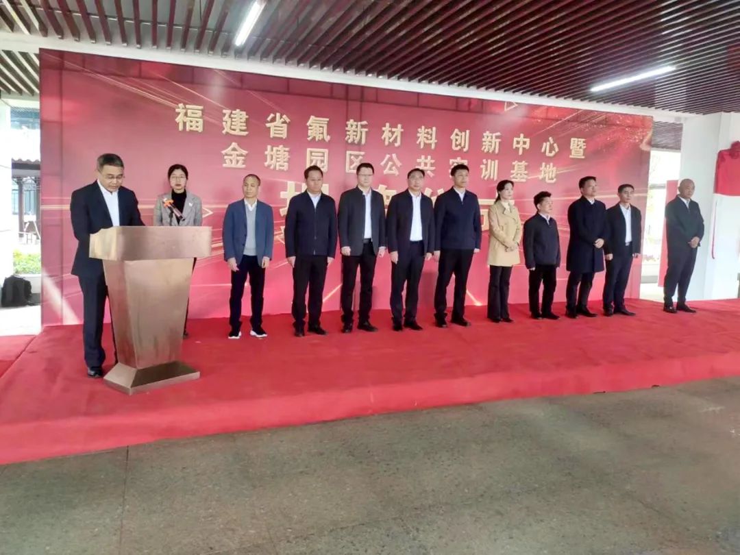 ��ƽ���}���߼������W(xu��)У������ʡ���²��τ�(chu��ng)�������߽����@�^(q��)������(sh��)Ӗ(x��n)���ؽ���
