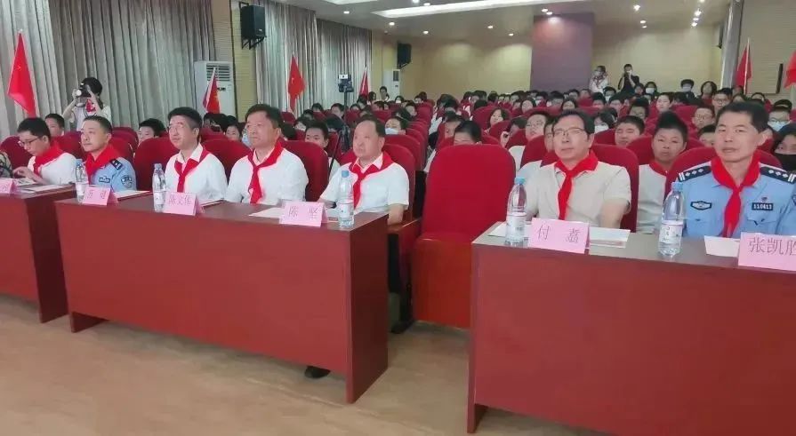 ����һ�У�������һ��(ji��)���҂��@���^(gu��)