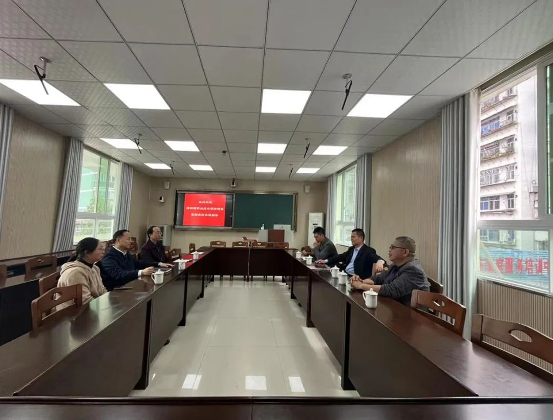 ��ƽ���}���߼�(j��)�����W(xu��)У�����ޞ��I(y��)���g(sh��)�W(xu��)Ժ����У���^����