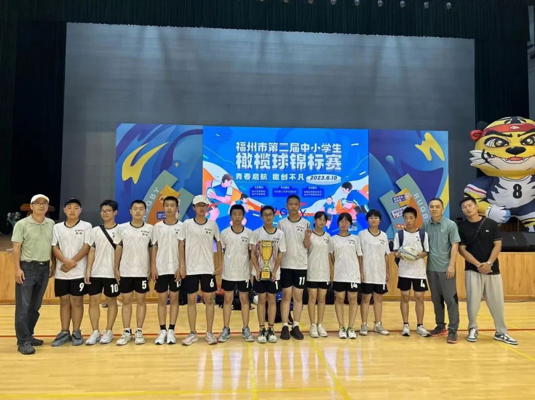 �B���A�S�ЌW(xu��)��ϲ�� | ����ף�R�B���A�S�ЌW(xu��)�ڸ����еڶ�����С�W(xu��)���ϙ����\��(bi��o)ِ�Иs�@���нM�P����܊�����нM�뼉��܊
