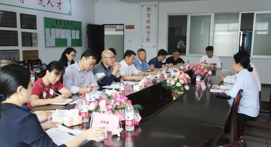 �����ЌW(xu��)������(zh��n)����(d��o)�䌍(sh��)̎�����b�^�M(j��n)�ن���