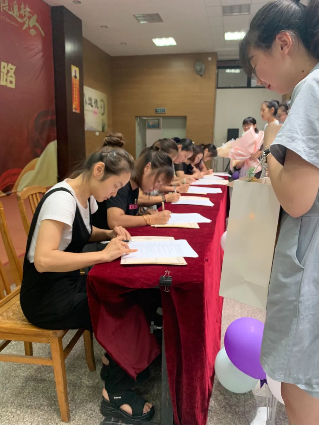 �������d�W(xu��)У����������Ҋ(ji��n) | �������d�W(xu��)УС�W(xu��)��2020-2021�W(xu��)�ꎟͽ�Y(ji��)��(du��)�ӻ��(d��ng)