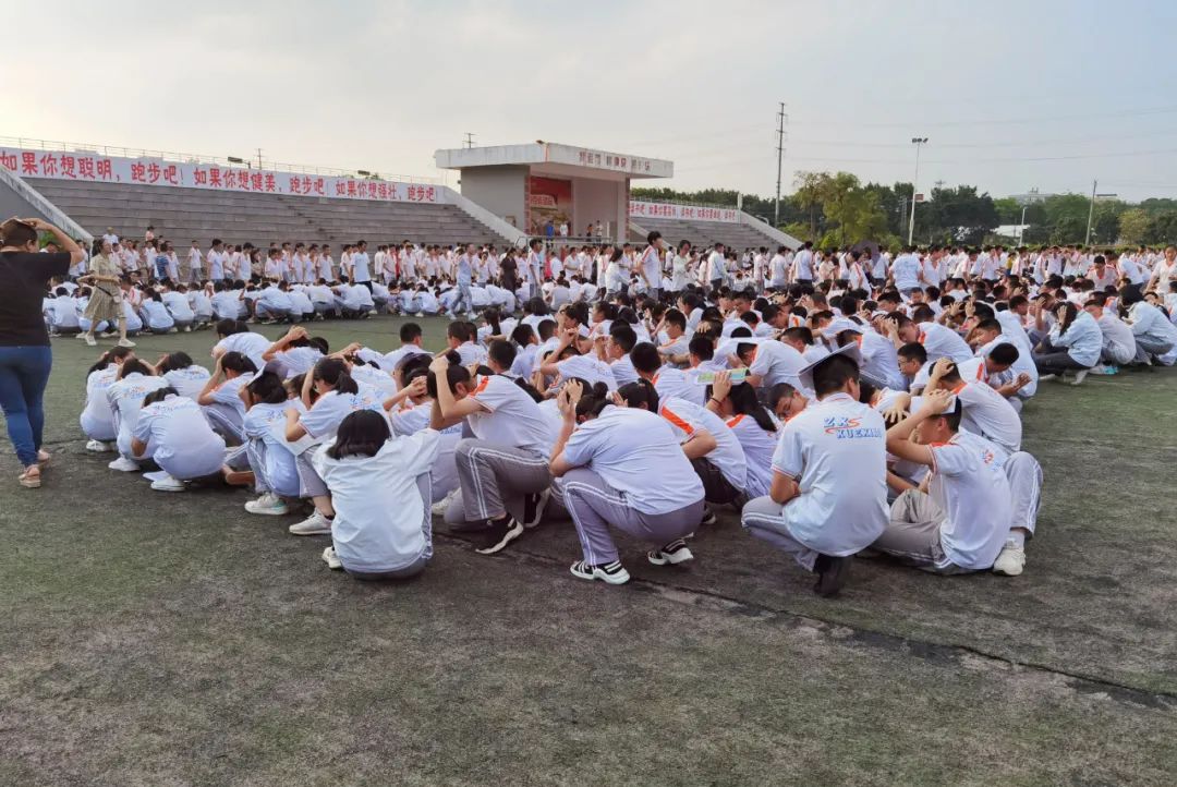 �������d�W(xu��)У����ȫ�ݾ����B(t��i)������ȫ���Rӛ���� | ���d�W(xu��)У�e�k���(z��i)�͵�����������(x��)