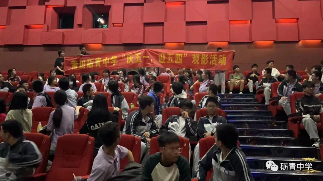 ����Z���ЌW(xu��)����P(y��ng)�ڄ�(d��ng)�������T���x���ഺ��������Z���ЌW(xu��)���c��һ��ӭ���ġ��^Ӱ���(d��ng)