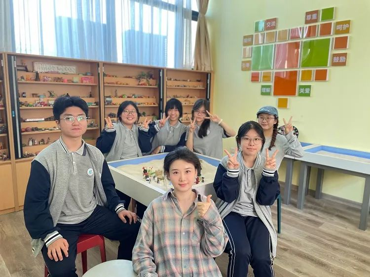 <a href=http://www.tzshuifang.com/school-562/ target=_blank class=infotextkey>�B�T��Ϣ�W(xu��)У</a>