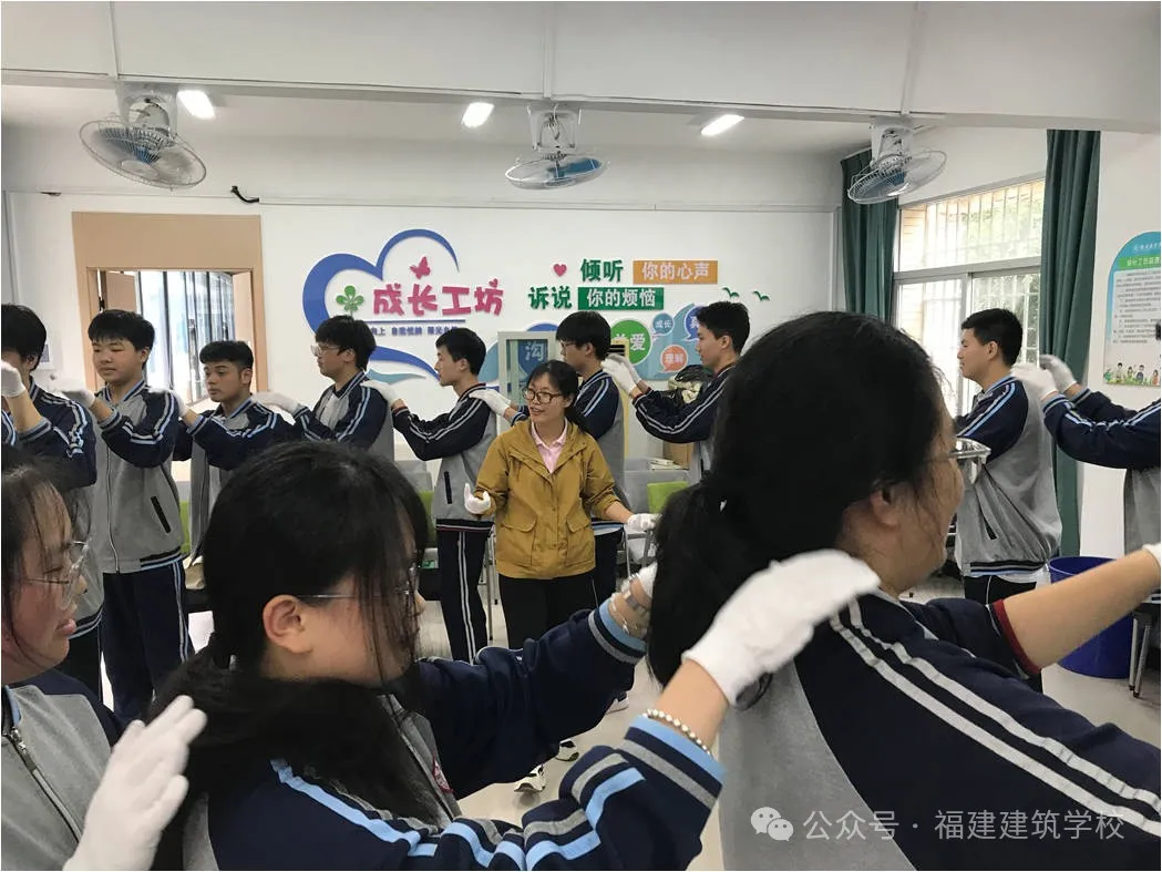 <a href=http://www.tzshuifang.com/school-361/ target=_blank class=infotextkey>���������W(xu��)У</a>