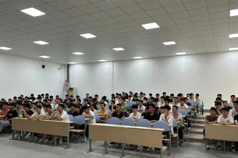 <a href=http://www.tzshuifang.com/school-432/ target=_blank class=infotextkey>�����Ľ��I(y��)�Ќ�(zhu��n)�W(xu��)У</a>