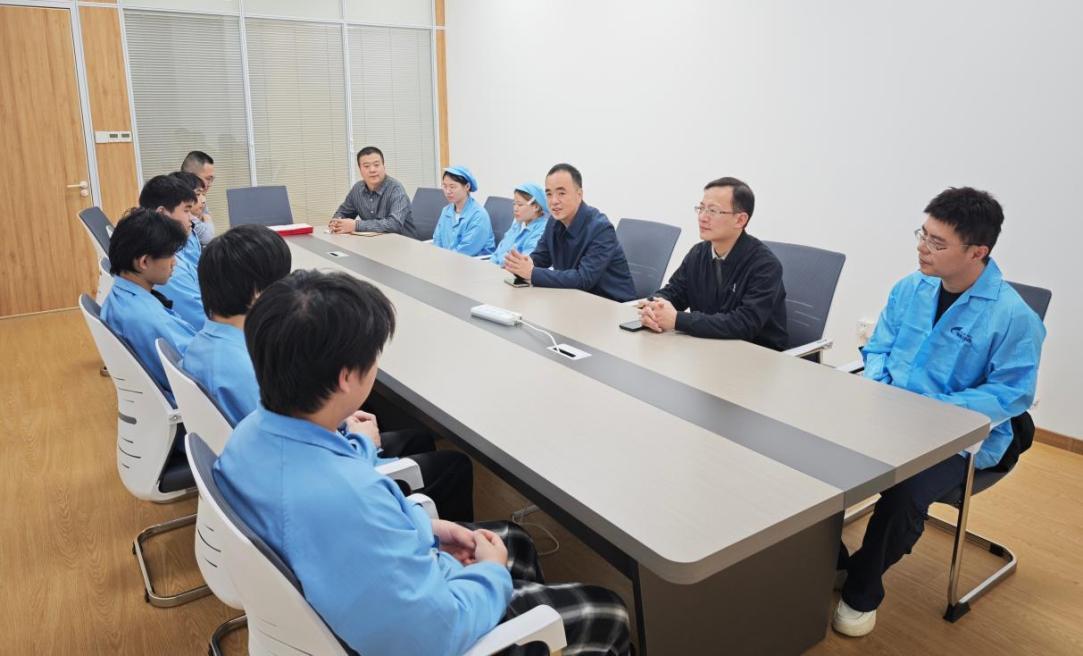 ��ů���`�ٳ��L �y�ֲ��M�����š���<a href=http://www.tzshuifang.com/school-374/ target=_blank class=infotextkey>������(j��ng)���WУ</a>У�I(l��ng)��(d��o)��꠸��ǾW(w��ng)�J�����Lο�����`�Խ̌W�W��