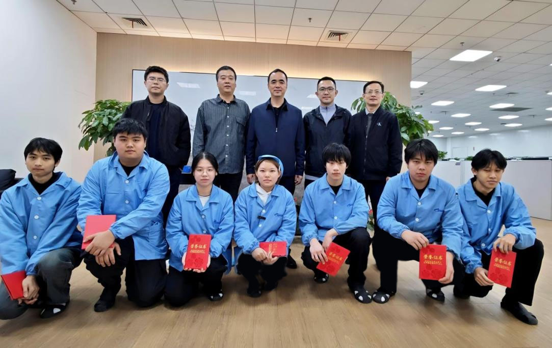 ��ů���`�ٳ��L �y�ֲ��M�����š���<a href=http://www.tzshuifang.com/school-374/ target=_blank class=infotextkey>������(j��ng)���WУ</a>У�I(l��ng)��(d��o)��꠸��ǾW(w��ng)�J�����Lο�����`�Խ̌W�W��