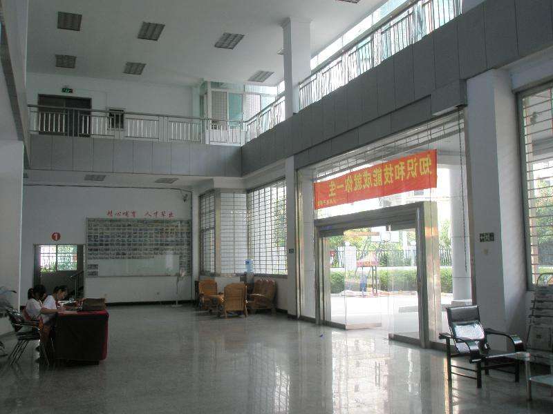 <a href=http://www.tzshuifang.com/school-449/ target=_blank class=infotextkey>Ȫ���}�Ϲ��Q(m��o)�W(xu��)У</a>