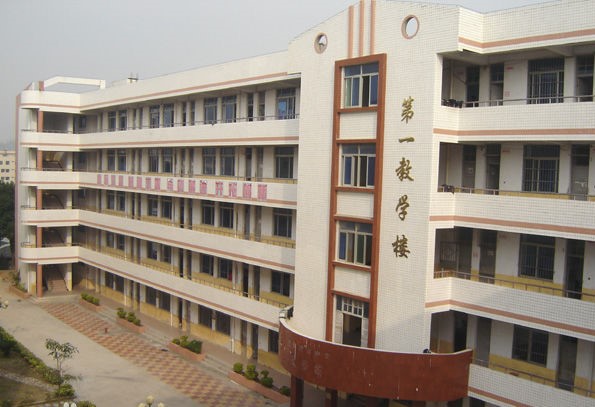 <a href=http://www.tzshuifang.com/school-400/ target=_blank class=infotextkey>�ݰ��I(y��)�Ќ��W(xu��)У</a>