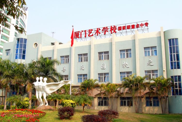 <a href=http://www.tzshuifang.com/school-559/ target=_blank class=infotextkey>�B�Tˇ�g(sh��)�W(xu��)У</a>