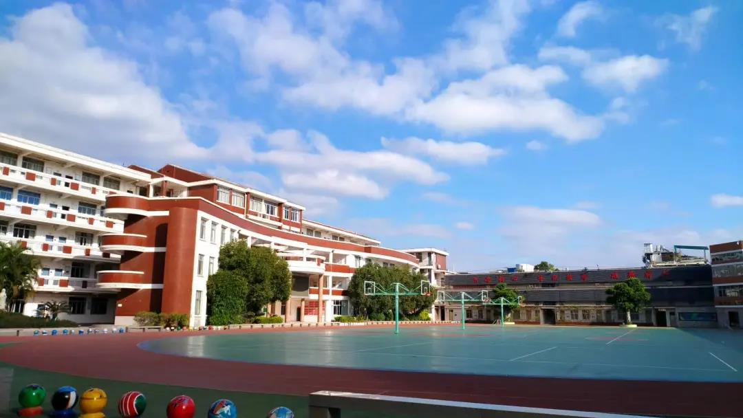 <a href=http://www.tzshuifang.com/school-330/ target=_blank class=infotextkey>Ȫ���A�S�I(y��)�Ќ��W(xu��)У</a>