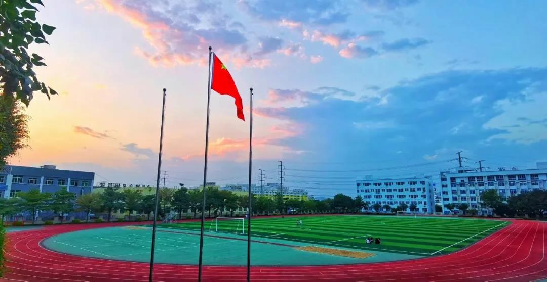 Ȫ����Ȫ���I(y��)�Ќ��W(xu��)У