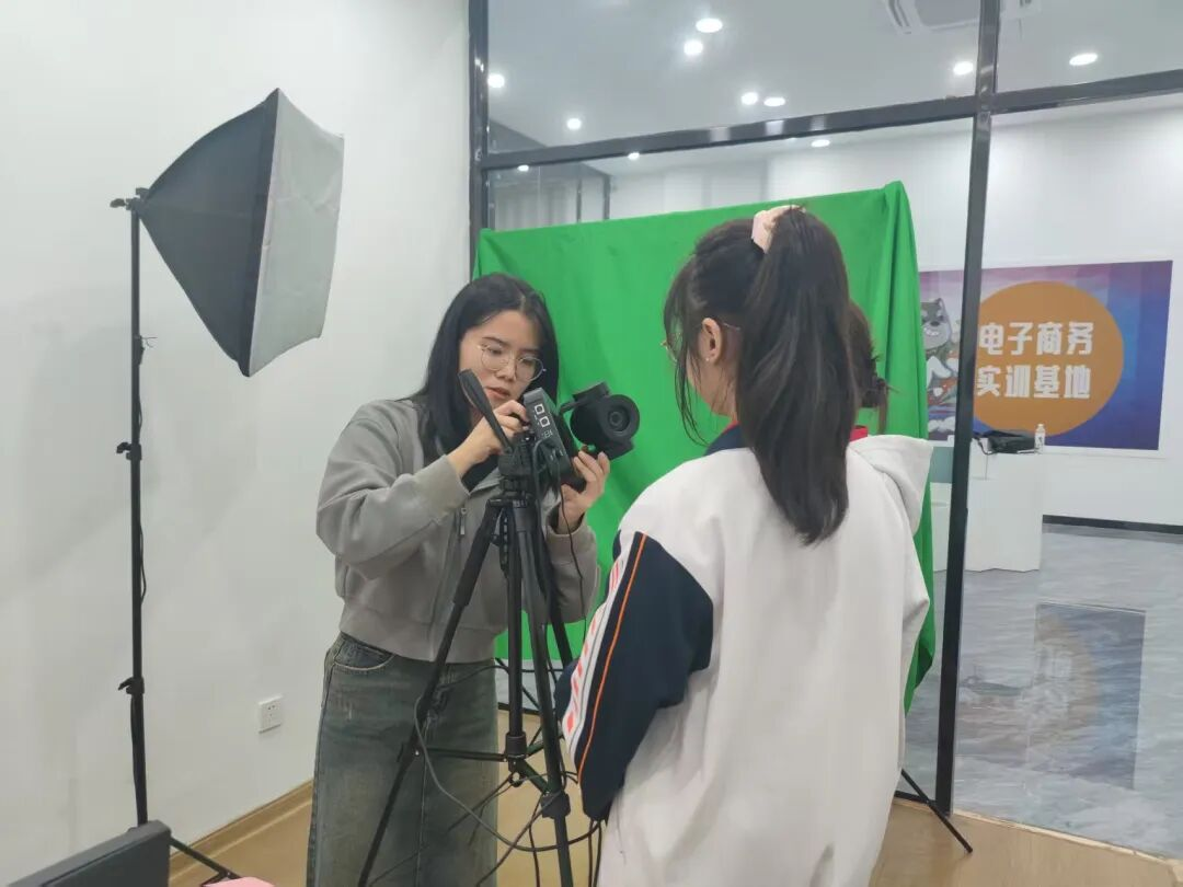 �����I(y��)�Ќ��W(xu��)У2026����������
